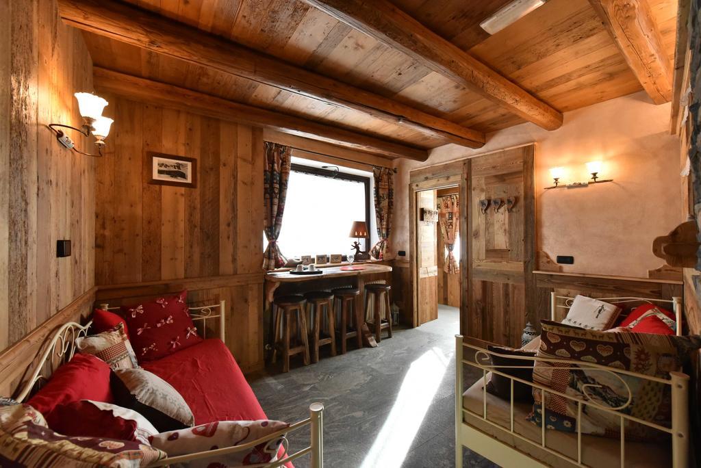 L'Ancien Paquier Chambre D'Hotes Valtournenche Extérieur photo