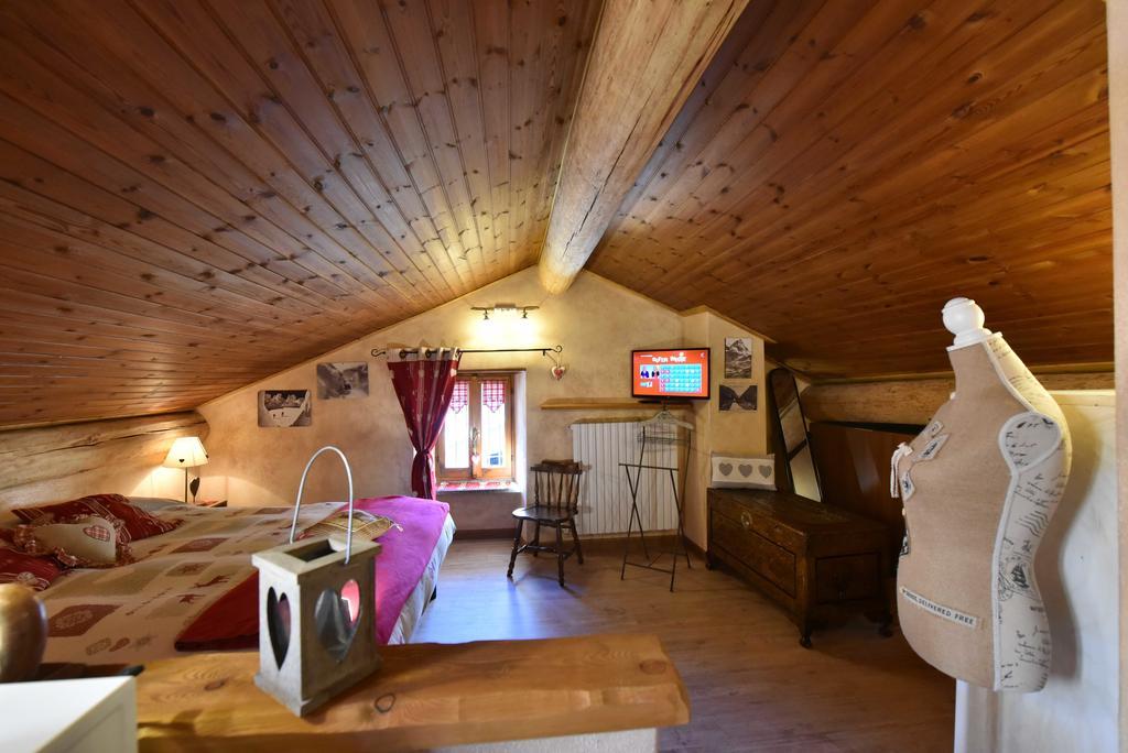 L'Ancien Paquier Chambre D'Hotes Valtournenche Extérieur photo