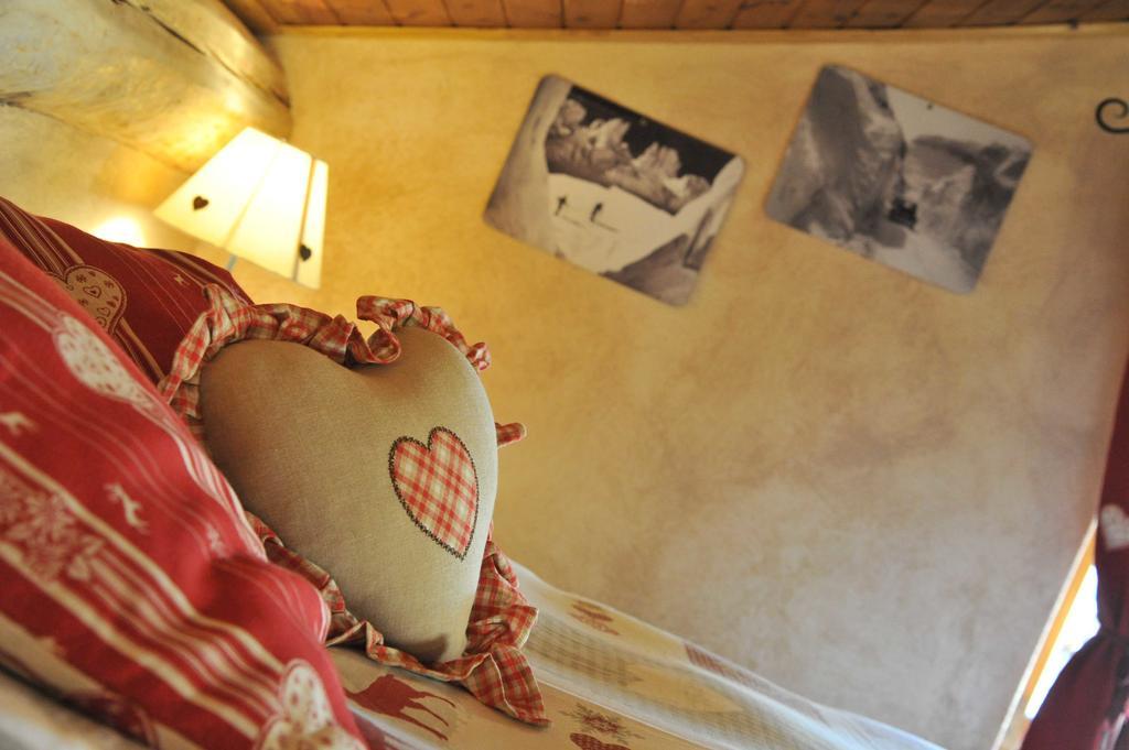 L'Ancien Paquier Chambre D'Hotes Valtournenche Extérieur photo