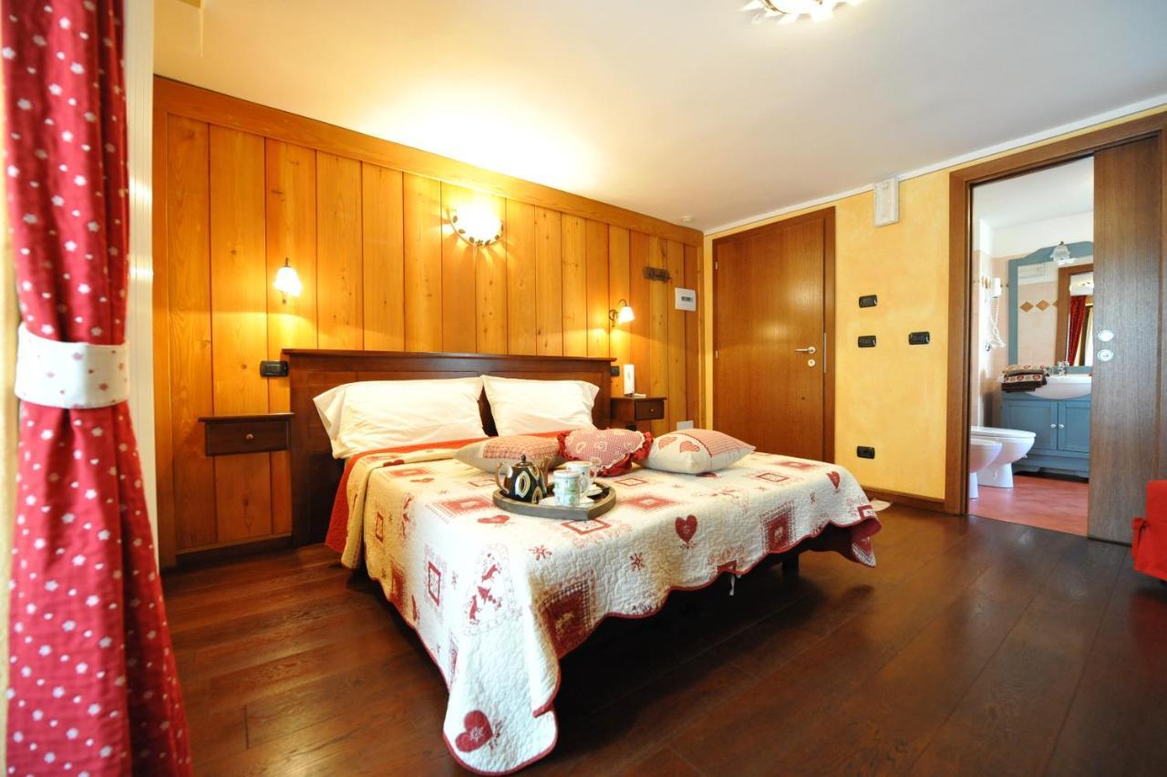 L'Ancien Paquier Chambre D'Hotes Valtournenche Chambre photo