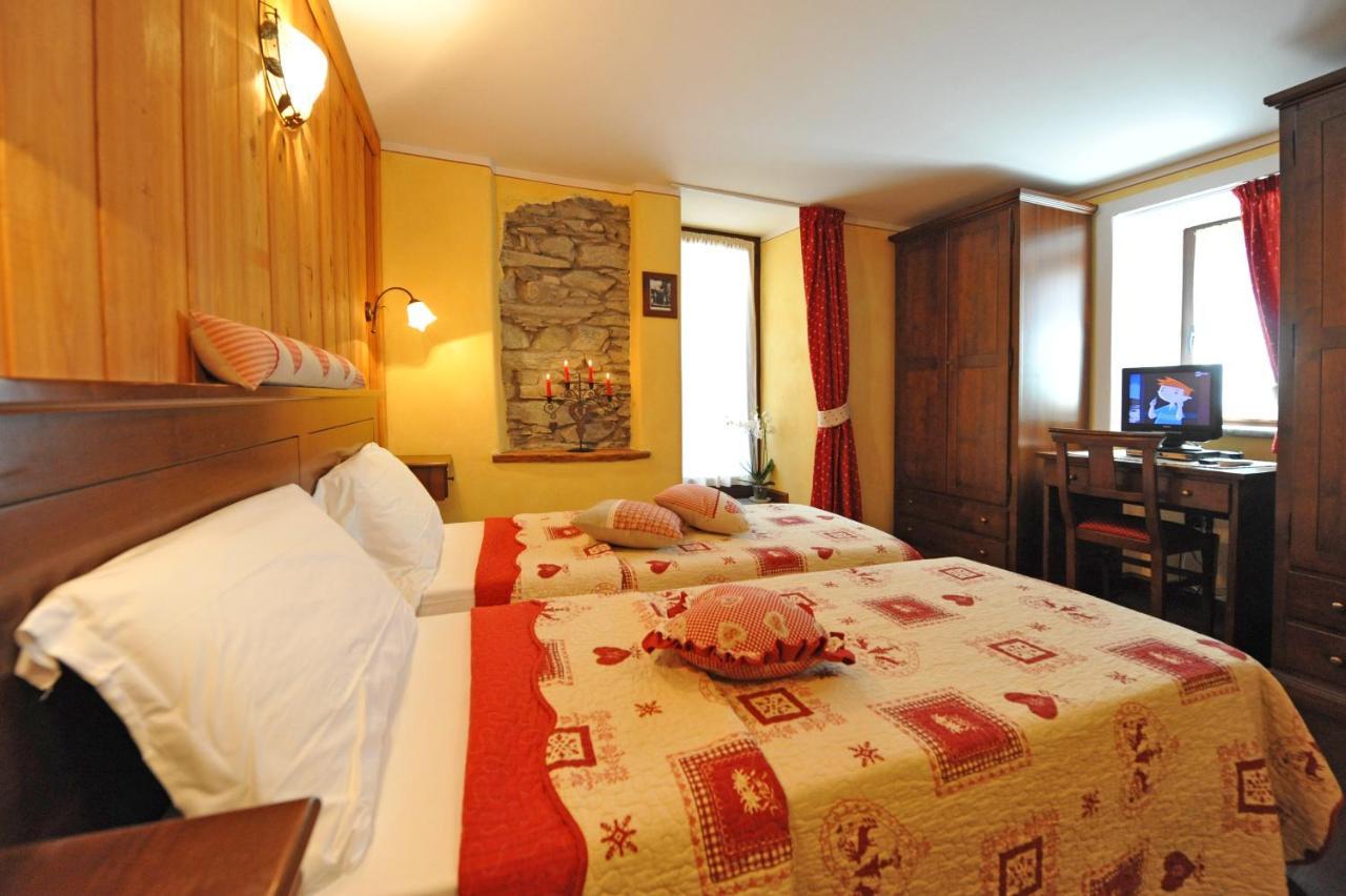 L'Ancien Paquier Chambre D'Hotes Valtournenche Extérieur photo